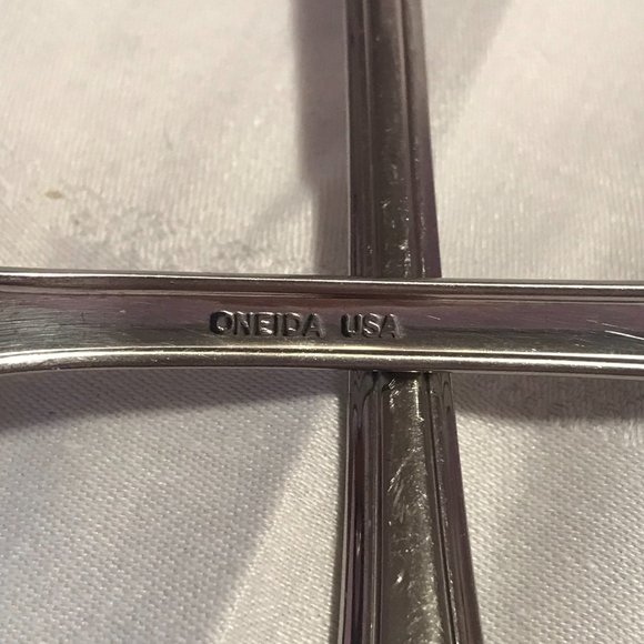 Oneida Stainless -- Midtowne - Picture 2 of 3